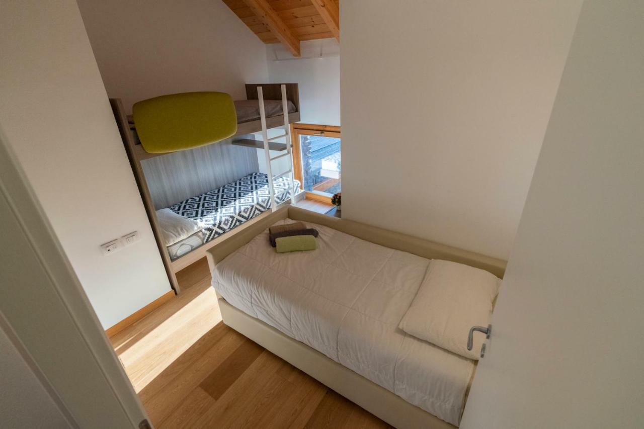 Paradiso Del Lago X5 Bellano Luaran gambar